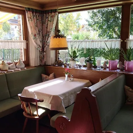Gaestehaus Laerchenheim 3* Майргофен
