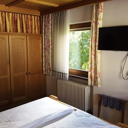 Gaestehaus Laerchenheim 3* Майргофен