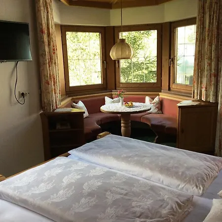 Гостьовий будинок Gaestehaus Laerchenheim Майргофен